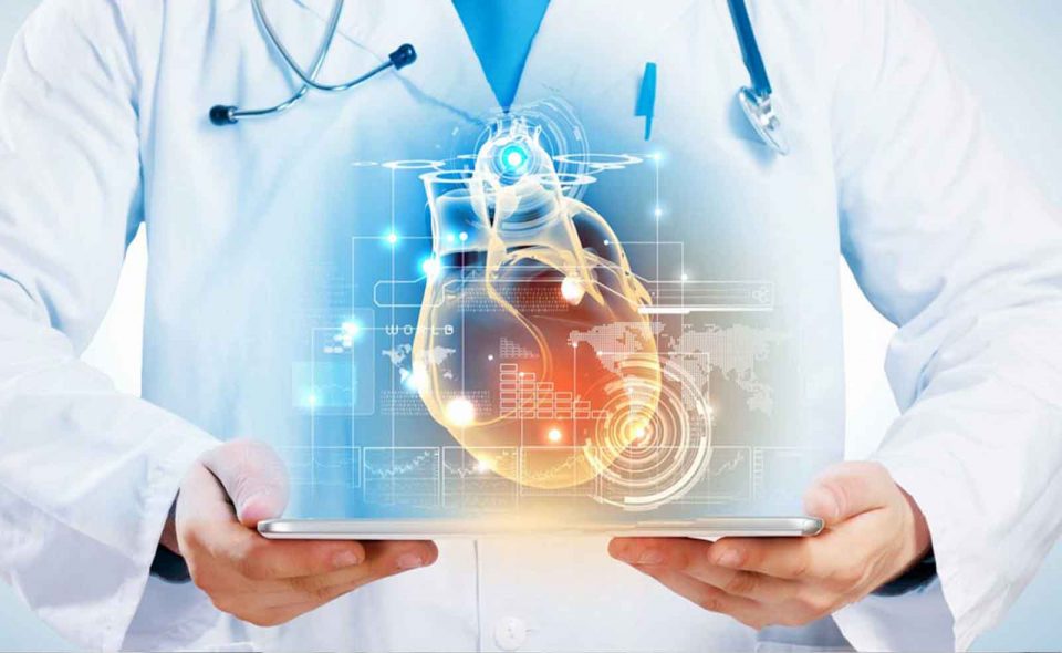 Uso de alta tecnología y digitalización del sector salud, ¿realidad o ficción?